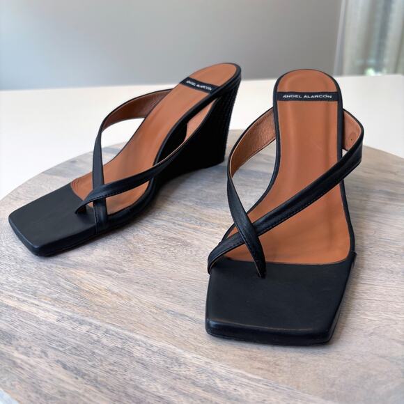 Angel Alarcon Spain Black Leather Wedge Sandals Women’s Size 8 Strappy Shoe